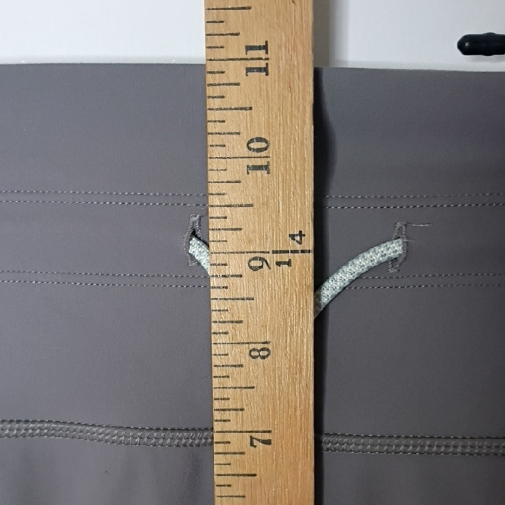 Vuori Daily Legging Size xs Smoke Grey High Rise Drawstring Yoga Athleisure - Picture 6 of 9